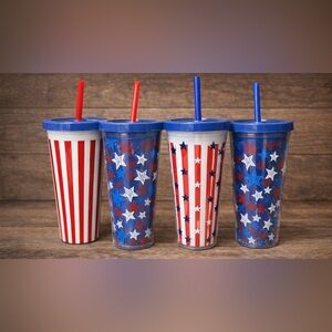 Set of 4 Patriotic Red White &‎ Blue Tumbler Cups w/ Lids & Straws